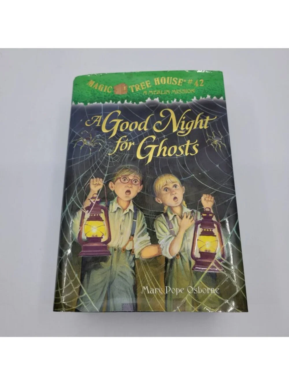 MAGIC TREE HOUSE Lot of 4 HARDCOVER Chapter Books by Mary Pope Osborne
